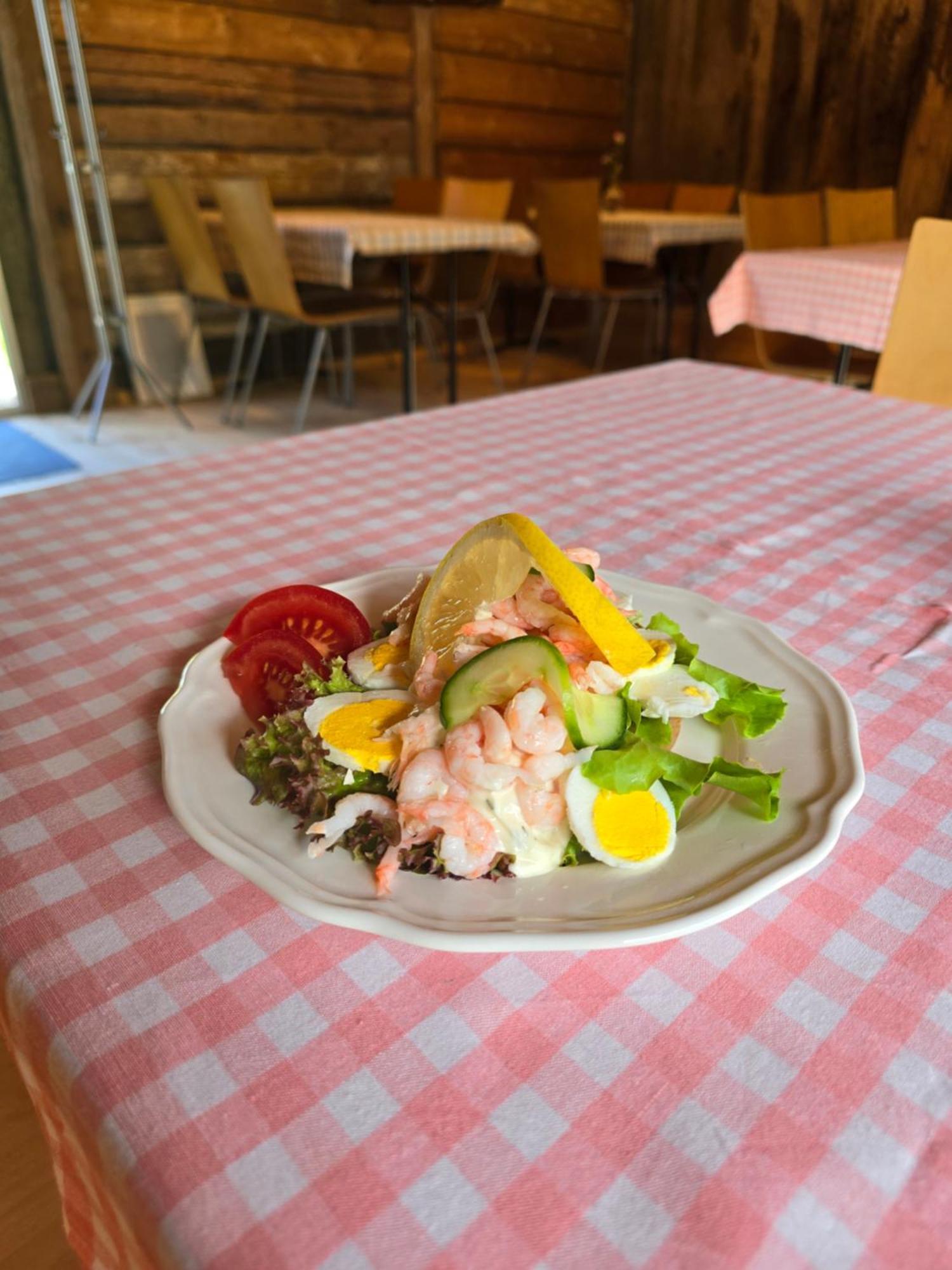 Cafe Soldattorpet 山林小屋 Vislanda